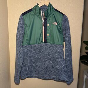 The North Face 1/4 Zip Denali Fleece Long Sleeve Pullover Women’s size Large